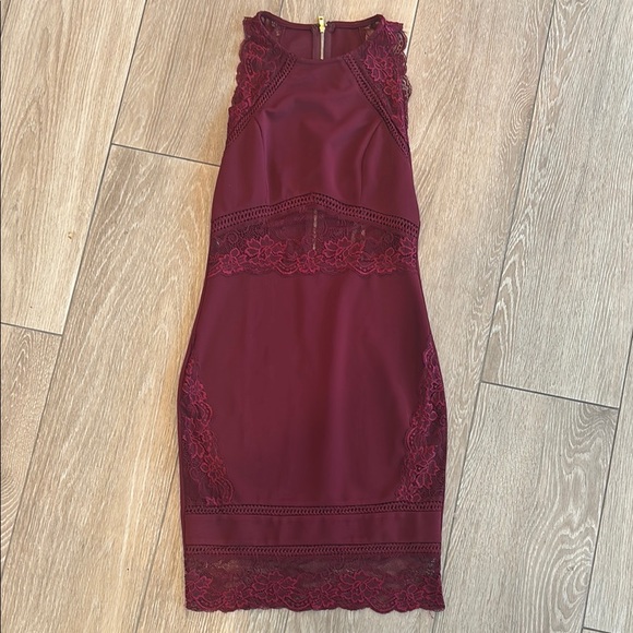 AKIRA Dresses & Skirts - Burgundy Lace mini Dress